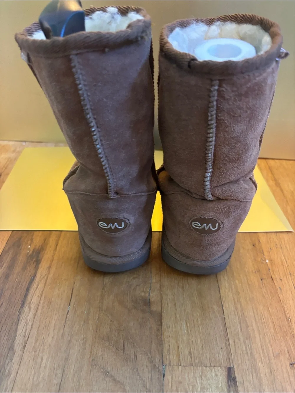 Emu Women’s Brown Suede Shearling Boots